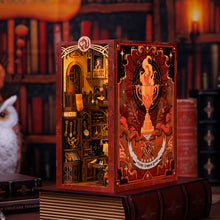 Laden Sie das Bild in den Galerie-Viewer, Book Nook - Flamme Gemeinschaftsraum