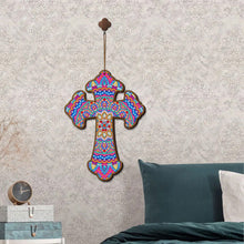 Laden Sie das Bild in den Galerie-Viewer, Dekorativer Anhänger Diamond Painting Kreuz Mandala