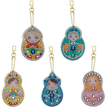 Laden Sie das Bild in den Galerie-Viewer, Schlüsselanhänger Diamond Painting 5D mit Matryoshka