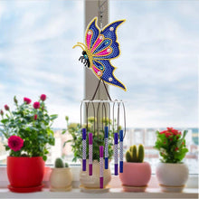Laden Sie das Bild in den Galerie-Viewer, Windspiel Diamond Painting mit Design Schmetterling
