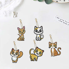 Laden Sie das Bild in den Galerie-Viewer, Schlüsselanhänger Diamond Art Katzen 5 Stück