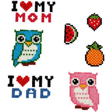 Laden Sie das Bild in den Galerie-Viewer, Aufkleber-Set Diamond Painting "Ich liebe Mama und Papa" für Kinder