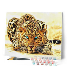 Laden Sie das Bild in den Galerie-Viewer, Malen nach Zahlen für Erwachsene | Panther mit blauen Augen | Figured'Art
