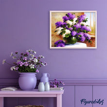 Laden Sie das Bild in den Galerie-Viewer, Malen nach Zahlen für Erwachsene | Vase mit violetten und weißen Blumen | Figured'Art