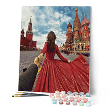 Laden Sie das Bild in den Galerie-Viewer, Malen nach Zahlen für Erwachsene | Romantischer Spaziergang in Moskau | Figured'Art