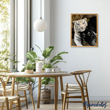 Laden Sie das Bild in den Galerie-Viewer, Malen nach Zahlen für Erwachsene | Tiger in schwarzweiß | Figured'Art