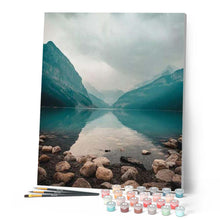 Laden Sie das Bild in den Galerie-Viewer, Malen nach Zahlen für Erwachsene | Mysteriöser See in den Bergen | Figured'Art