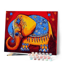 Laden Sie das Bild in den Galerie-Viewer, Malen nach Zahlen für Erwachsene | Elefant bereit für die Zeremonie | Figured'Art