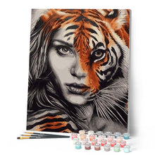 Laden Sie das Bild in den Galerie-Viewer, Die Tiger-Frau