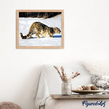 Laden Sie das Bild in den Galerie-Viewer, Malen nach Zahlen für Erwachsene | Leopard im Schnee | Figured'Art