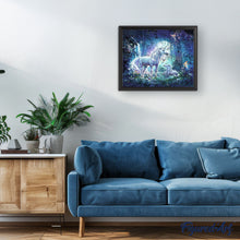 Laden Sie das Bild in den Galerie-Viewer, Malen nach Zahlen für Erwachsene | Einhorn und sein Junge | Figured'Art