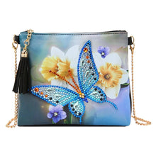 Laden Sie das Bild in den Galerie-Viewer, Diamond Painting Handtasche - Schmetterlinge und Narzissen Figured'Art
