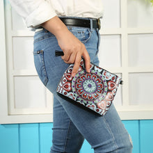 Laden Sie das Bild in den Galerie-Viewer, Diamond Painting Handtasche - Karminrotes Mandala