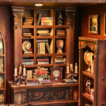 Laden Sie das Bild in den Galerie-Viewer, Book Nook - Dämmerungsbibliothek