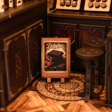 Laden Sie das Bild in den Galerie-Viewer, Book Nook - Süktes Kapitel