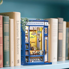 Laden Sie das Bild in den Galerie-Viewer, Book Nook - Literaturbuchhandlung