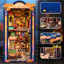 Laden Sie das Bild in den Galerie-Viewer, Book Nook - Plaza de los Muertos