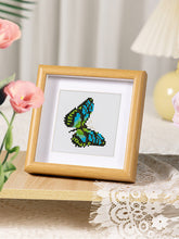 Laden Sie das Bild in den Galerie-Viewer, Mini Serie Diamond Painting - Schmetterlinge
