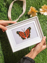 Laden Sie das Bild in den Galerie-Viewer, Mini Serie Diamond Painting - Schmetterlinge 2