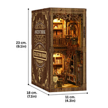 Laden Sie das Bild in den Galerie-Viewer, Book Nook - Antiker Bibliotheksraum
