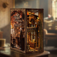 Laden Sie das Bild in den Galerie-Viewer, Book Nook - Café der Gelassenheit