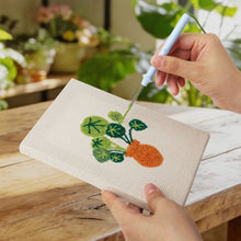 Laden Sie das Bild in den Galerie-Viewer, Punch Needle Set (4 Stück) mit Rahmen - Botanische Stimmung
