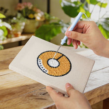 Laden Sie das Bild in den Galerie-Viewer, Punch Needle Set (4 Stück) mit Rahmen - Dessertliebhaber 1