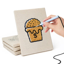 Laden Sie das Bild in den Galerie-Viewer, Punch Needle Set (4 Stück) mit Rahmen - Dessertliebhaber 1
