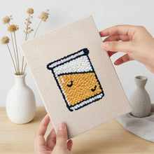 Laden Sie das Bild in den Galerie-Viewer, Punch Needle Set (4 Stück) mit Rahmen - Dessertliebhaber 1