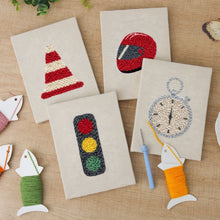 Laden Sie das Bild in den Galerie-Viewer, Punch Needle Set (4 Stück) mit Rahmen - Urbane Icons 1