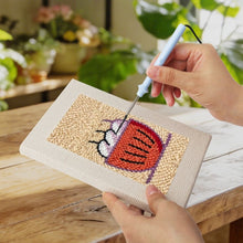 Laden Sie das Bild in den Galerie-Viewer, Punch Needle Set (4 Stück) mit Rahmen - Snackzeit 1