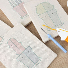 Laden Sie das Bild in den Galerie-Viewer, Punch Needle Set (4 Stück) mit Rahmen - Bunte Pflanzen