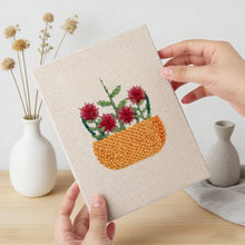 Laden Sie das Bild in den Galerie-Viewer, Punch Needle Set (4 Stück) mit Rahmen - Blumenkorb