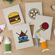 Laden Sie das Bild in den Galerie-Viewer, Punch Needle Set (4 Stück) mit Rahmen - Süßes &amp; Street Food