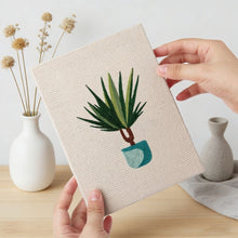 Laden Sie das Bild in den Galerie-Viewer, Punch Needle Set (4 Stück) mit Rahmen - Pflanzenliebhaber Set 2