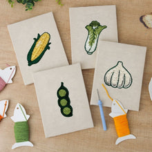 Laden Sie das Bild in den Galerie-Viewer, Punch Needle Set (4 Stück) mit Rahmen - Gartenauswahl