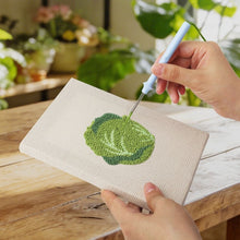 Laden Sie das Bild in den Galerie-Viewer, Punch Needle Set (4 Stück) mit Rahmen - Frisches Gemüse Kollektion