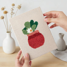 Laden Sie das Bild in den Galerie-Viewer, Punch Needle Set (4 Stück) mit Rahmen - Garten Zuhause Stimmung