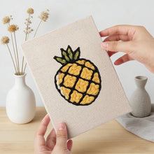 Laden Sie das Bild in den Galerie-Viewer, Punch Needle Set (4 Stück) mit Rahmen - Tropischer Snack Mix