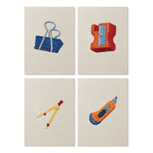 Laden Sie das Bild in den Galerie-Viewer, Punch Needle Set (4 Stück) mit Rahmen​ - Schreibtisch Zubehör Kollektion Figured'Art