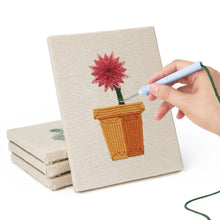 Laden Sie das Bild in den Galerie-Viewer, Punch Needle Set (4 Stück) mit Rahmen - Blühende Mini Töpfe 1