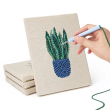 Laden Sie das Bild in den Galerie-Viewer, Punch Needle Set (4 Stück) mit Rahmen - Grüne Oase