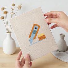 Laden Sie das Bild in den Galerie-Viewer, Punch Needle Set (4 Stück) mit Rahmen - Kreative Schreibtisch Icons