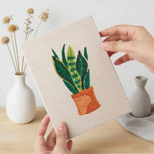 Laden Sie das Bild in den Galerie-Viewer, Punch Needle Set (4 Stück) mit Rahmen - Zimmerpflanzen Oase