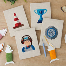 Laden Sie das Bild in den Galerie-Viewer, Punch Needle Set (4 Stück) mit Rahmen - Renntag