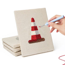 Laden Sie das Bild in den Galerie-Viewer, Punch Needle Set (4 Stück) mit Rahmen - Renntag