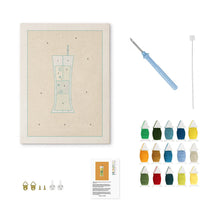 Laden Sie das Bild in den Galerie-Viewer, Punch Needle mit Rahmen - Cocktails 1