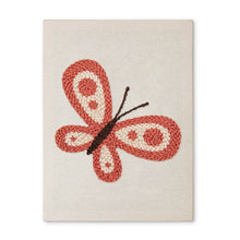 Laden Sie das Bild in den Galerie-Viewer, Punch Needle mit Rahmen - Roter Schmetterling Figured'Art