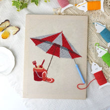 Laden Sie das Bild in den Galerie-Viewer, Punch Needle mit Rahmen - Sommerstimmung