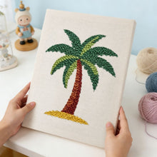 Laden Sie das Bild in den Galerie-Viewer, Punch Needle mit Rahmen - Insel Auszeit